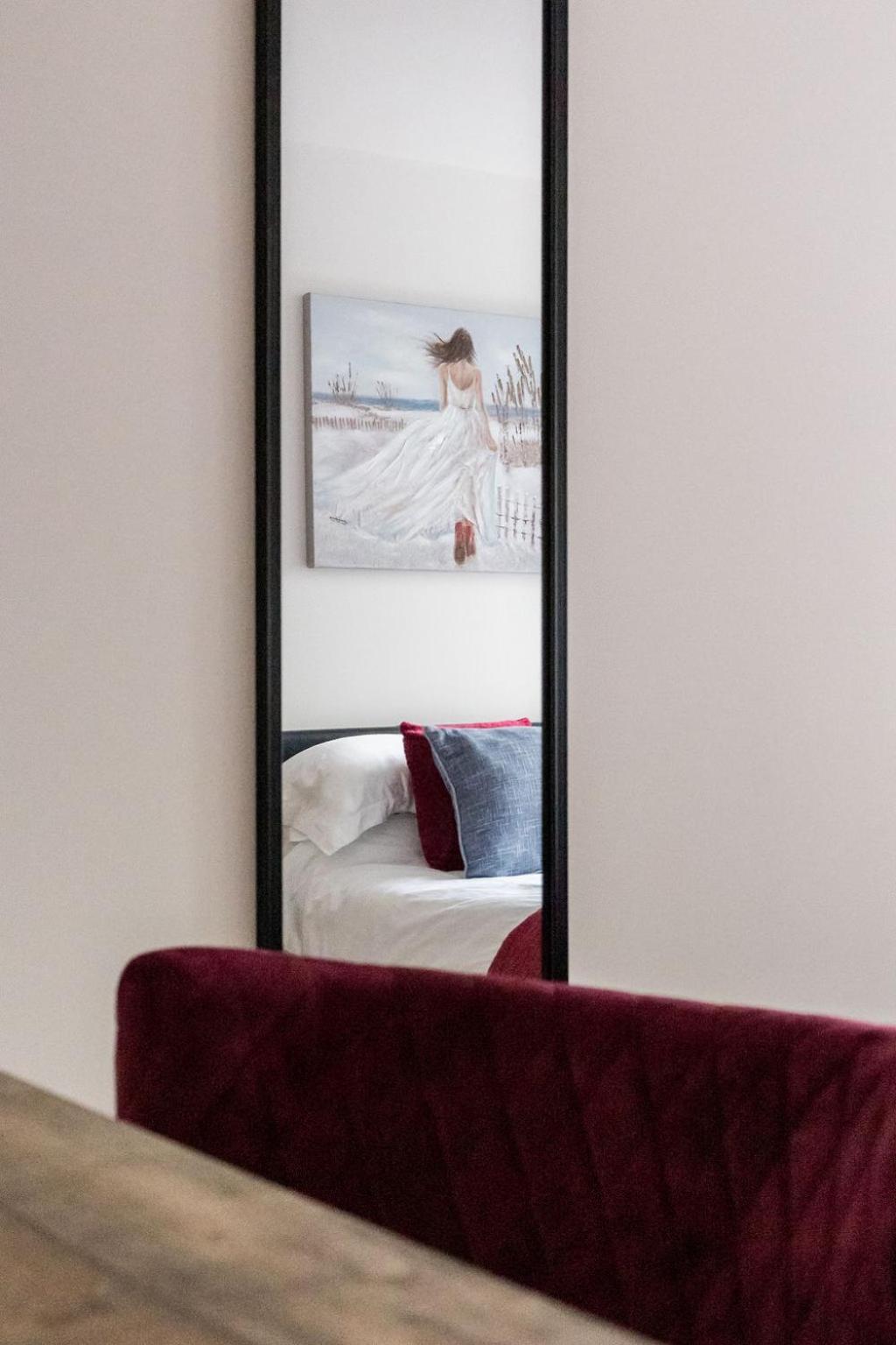 Stylish Town Centre Apartment, W Parking, Nr Beach Борнмут Экстерьер фото